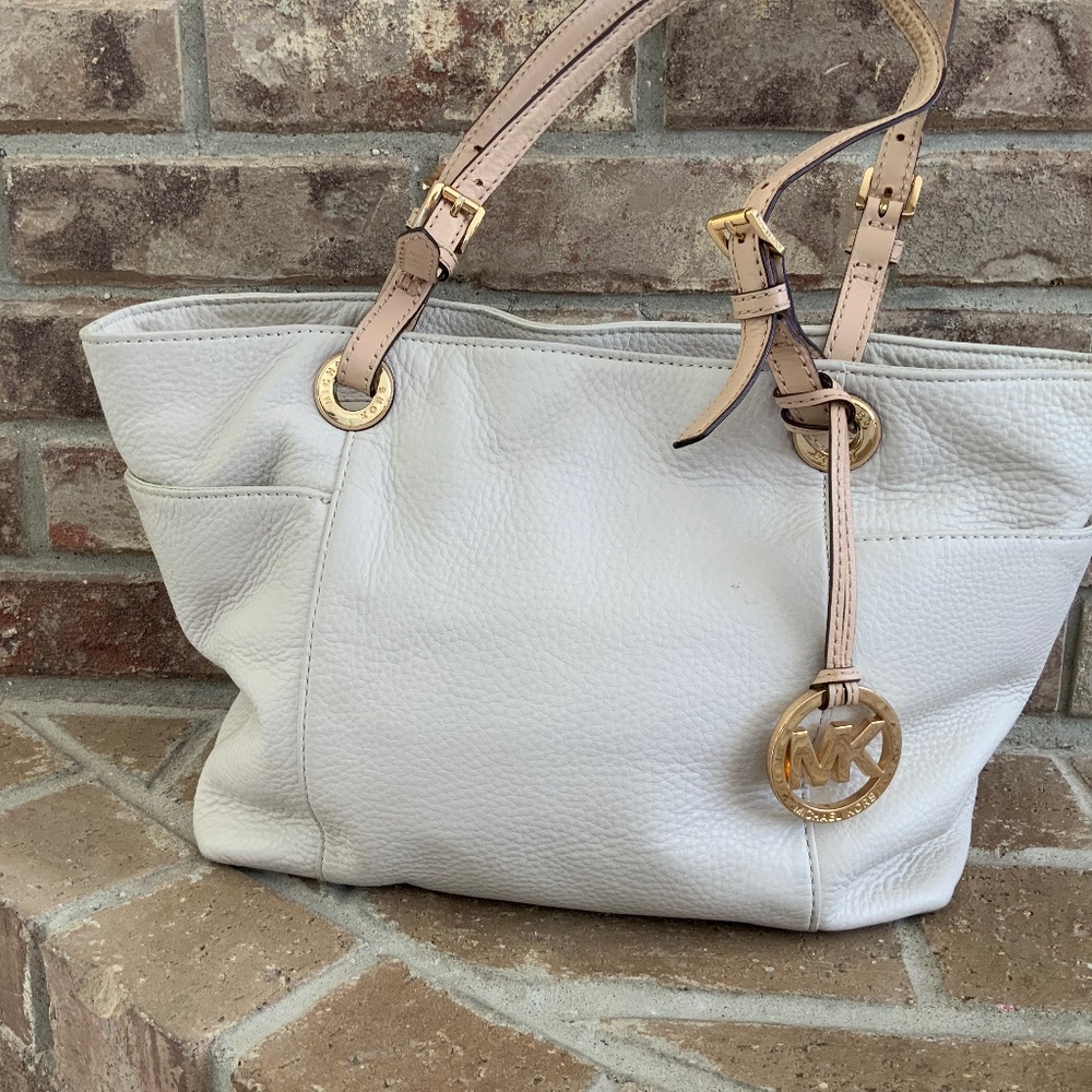 Michael Kors leather shoulder bag